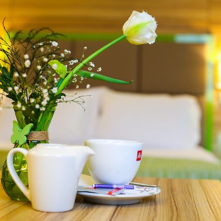 Holiday Inn Plovdiv By Ihg Exterior photo
