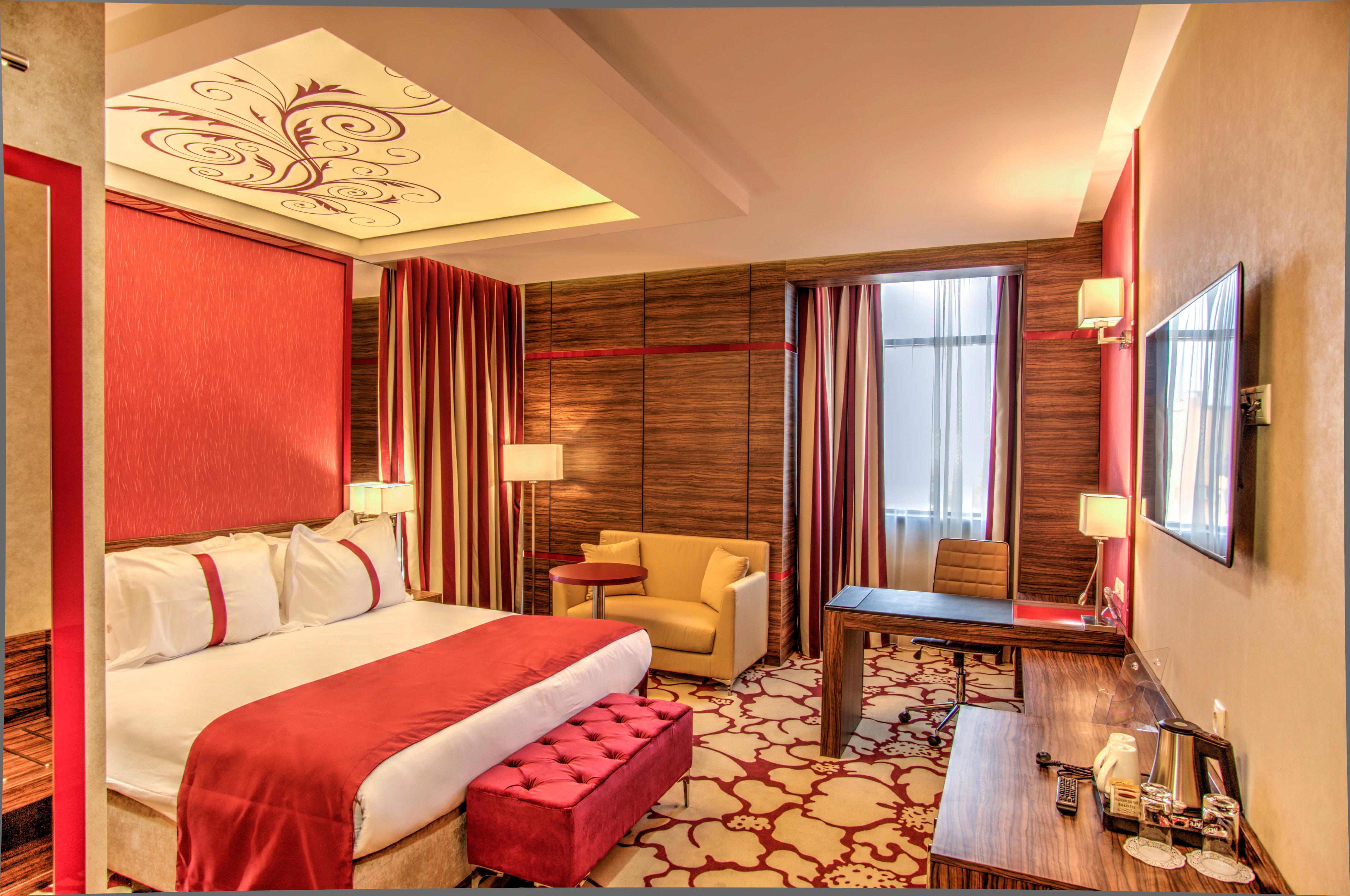 Holiday Inn Plovdiv By Ihg Exterior photo