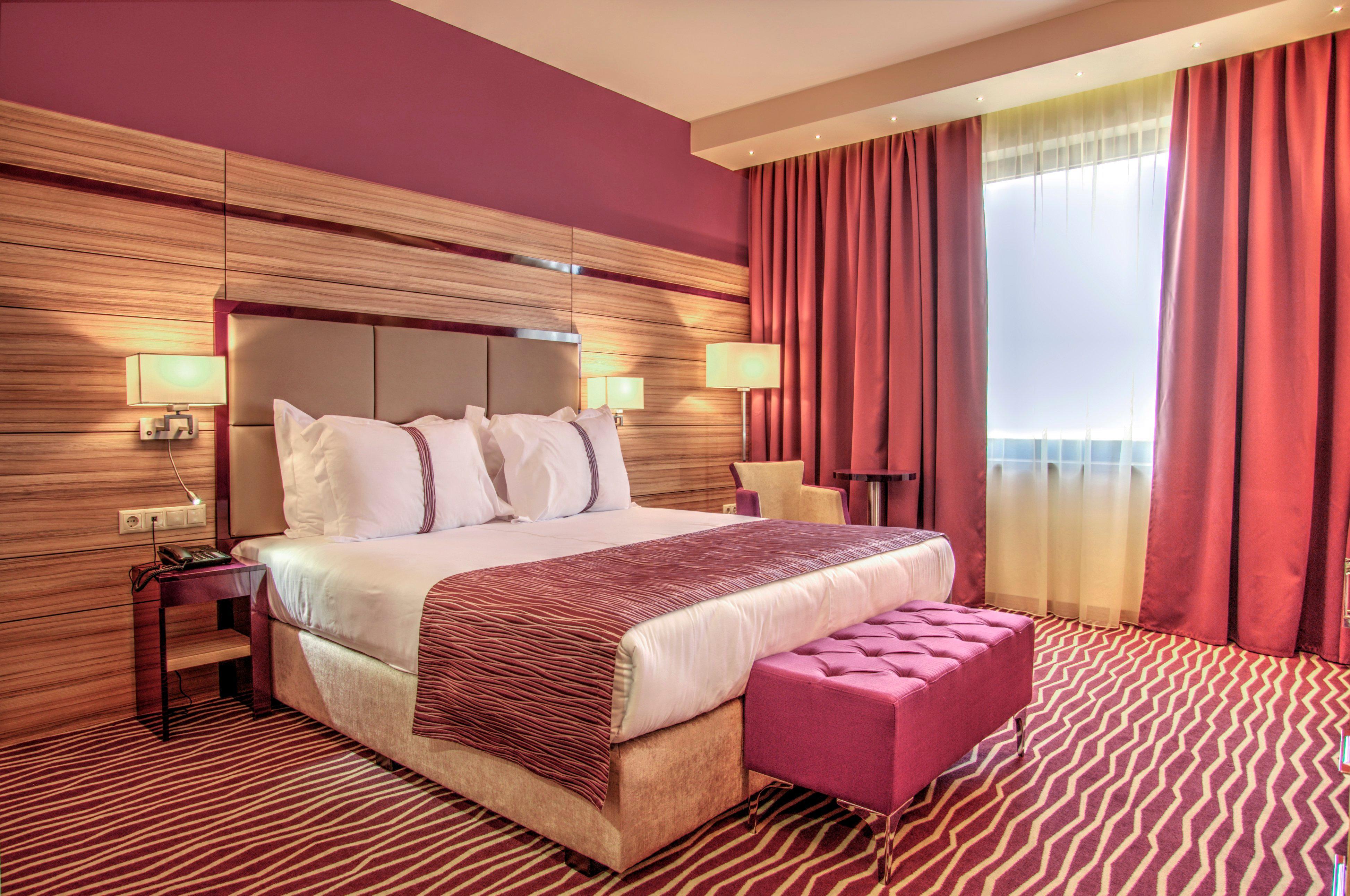 Holiday Inn Plovdiv By Ihg Exterior photo