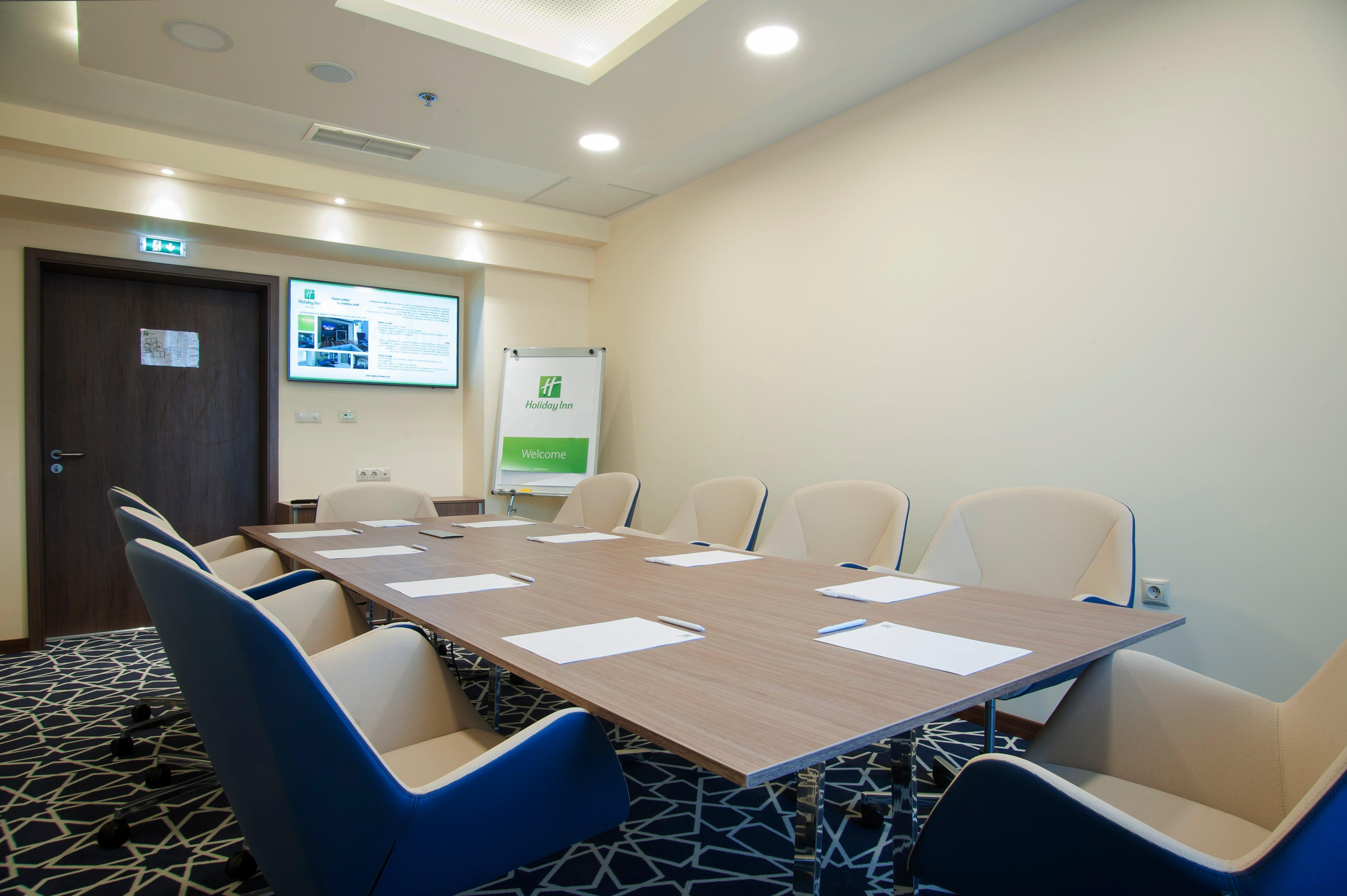 Holiday Inn Plovdiv By Ihg Exterior photo