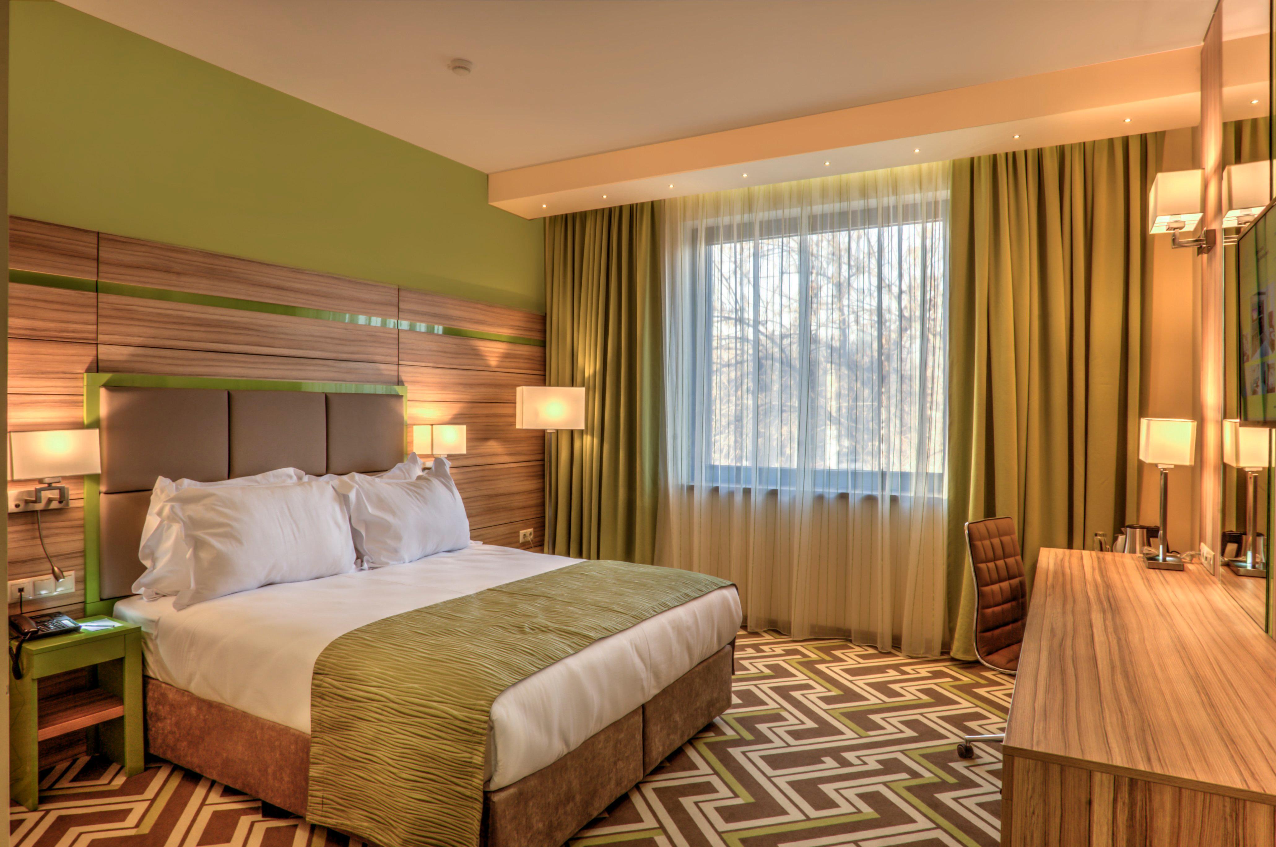 Holiday Inn Plovdiv By Ihg Exterior photo