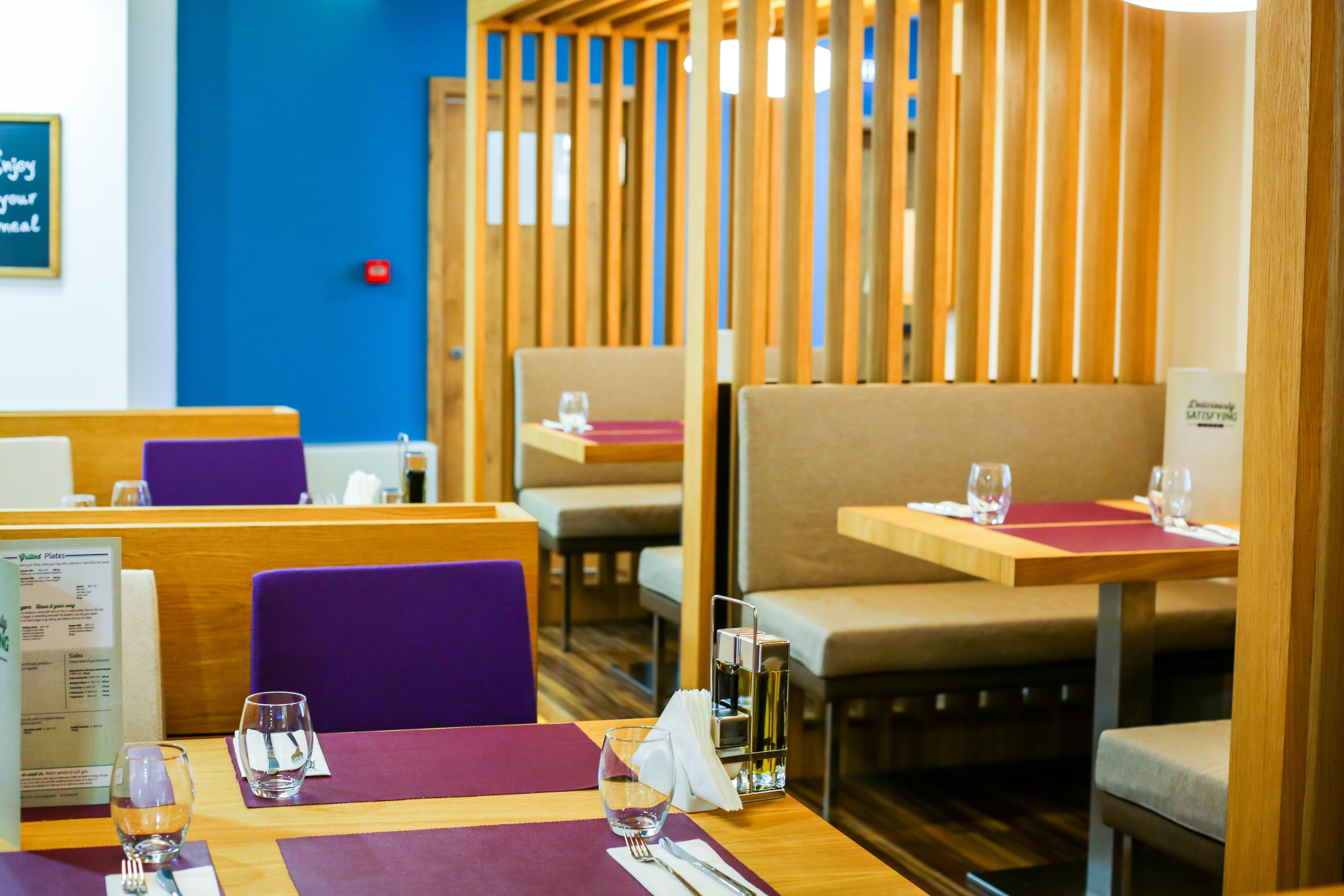 Holiday Inn Plovdiv By Ihg Exterior photo